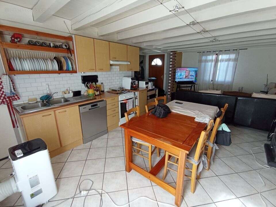 Maison 4 chambres grand sous-sol - photo 4