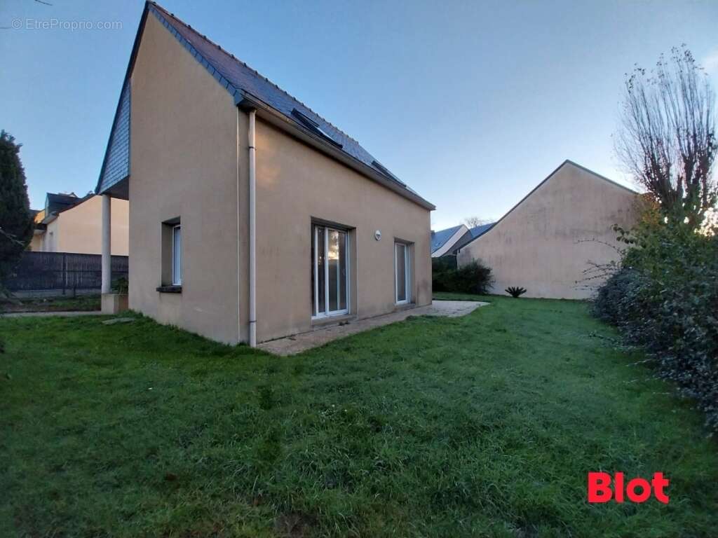 Maison à BAIN-DE-BRETAGNE