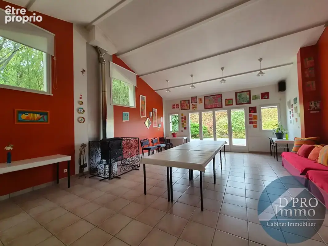 VERTOU PORTEREAU - Maison familiale 158 m² 4 chambres 715 m² de terrain - photo 7