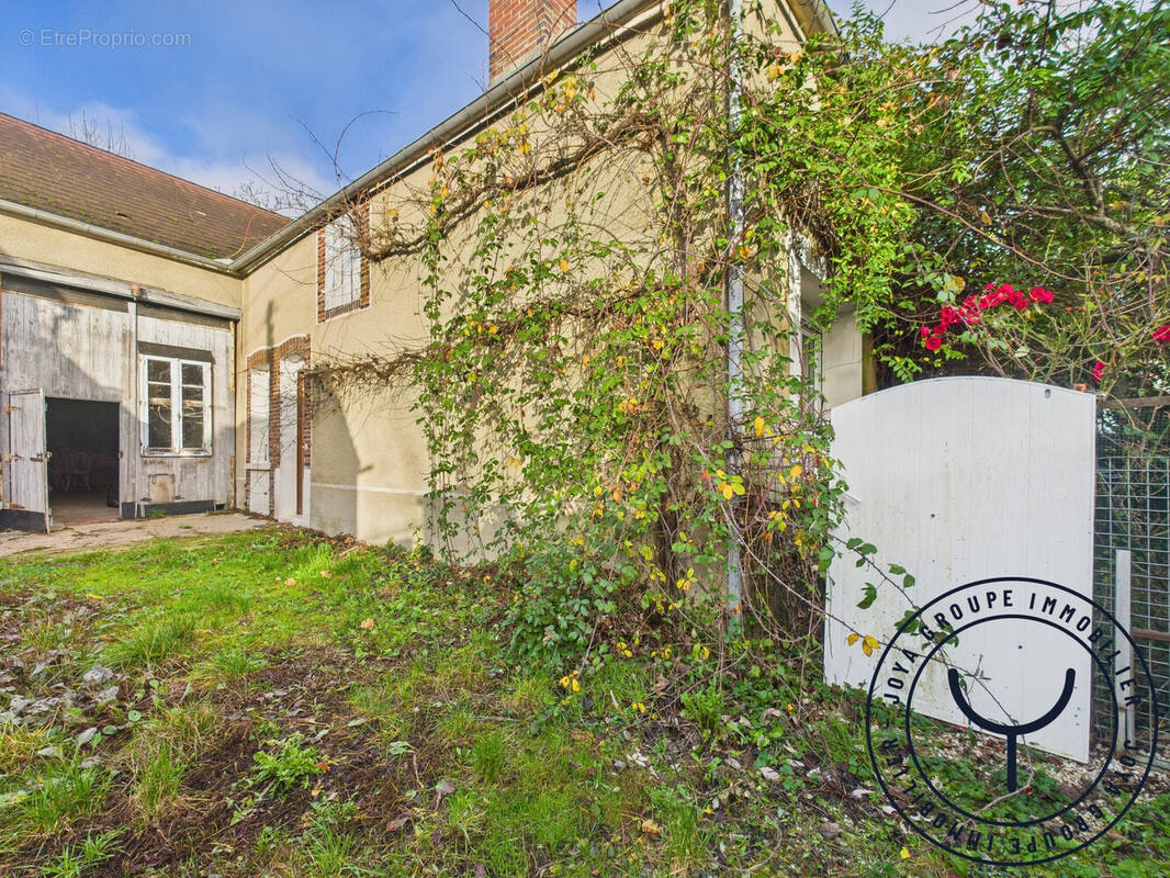 Maison à NEUVY-SAUTOUR