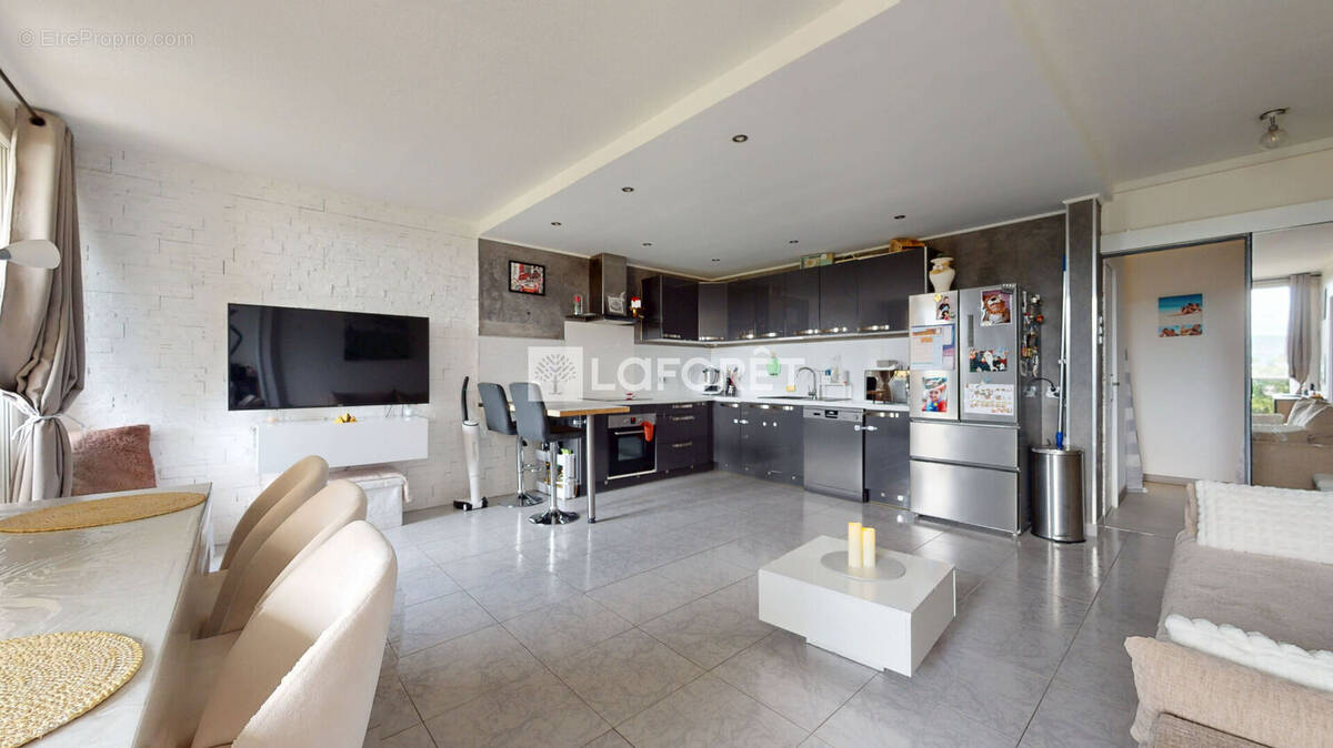 Appartement à MARSEILLE-13E