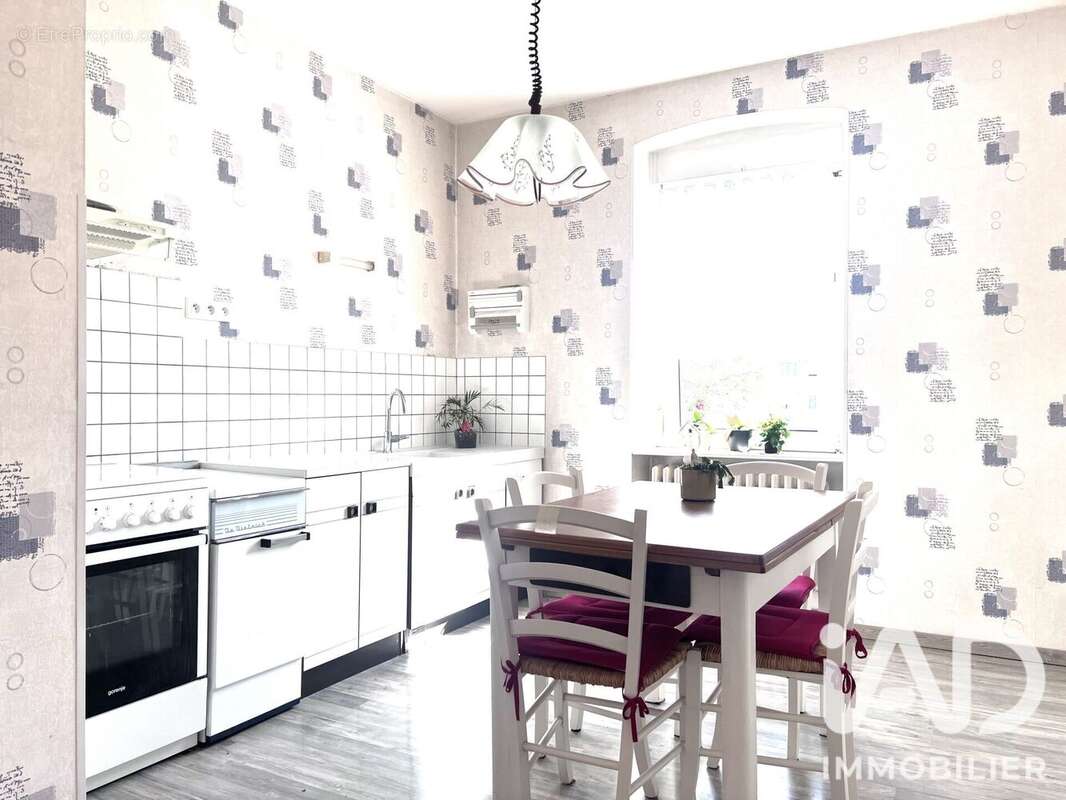 Maison 92 m² à Stiring-Wendel  - photo 2