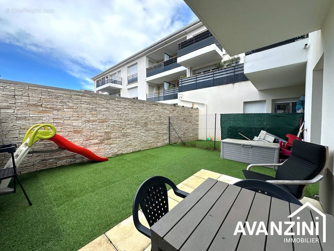 Appartement à VILLENEUVE-SAINT-DENIS