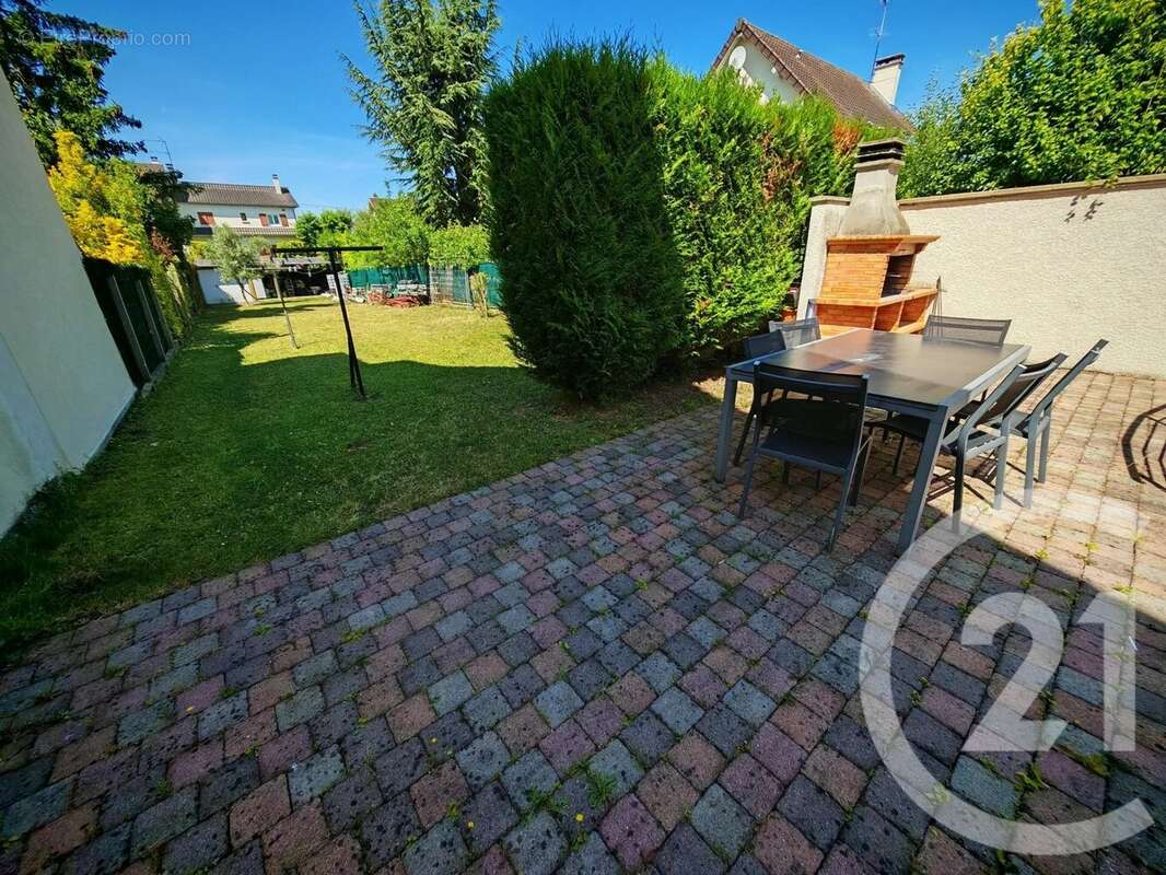 Maison à LA FRETTE-SUR-SEINE