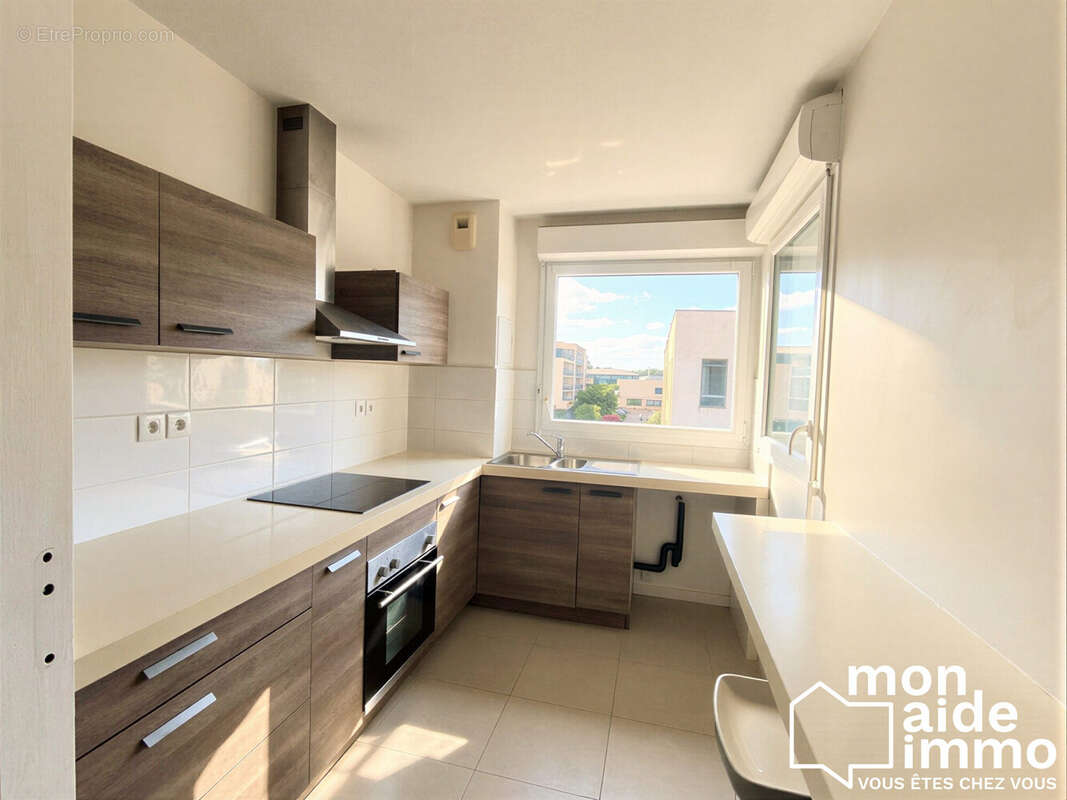 Appartement 73 m² à Bruges  - photo 4