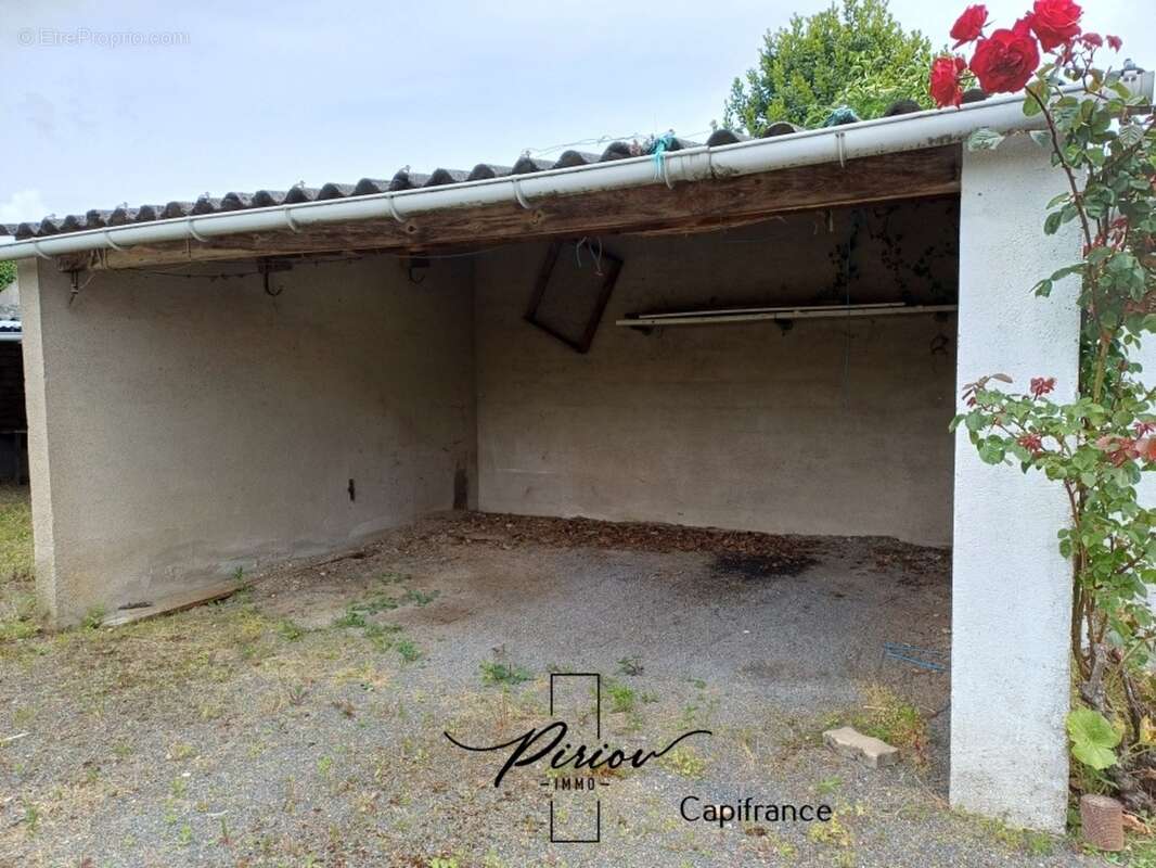 Pavillon plain pied, 3 chambres, 1230 m² de terrain clos de murs - photo 5