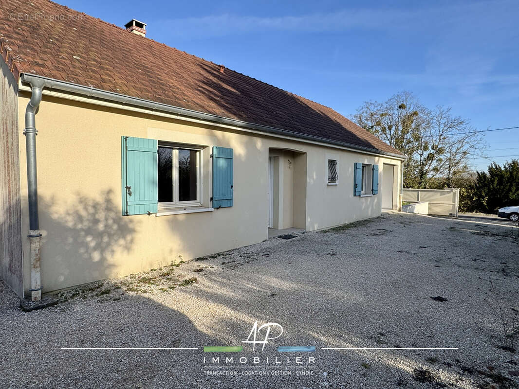 Maison à DAMPIERRE-ET-FLEE