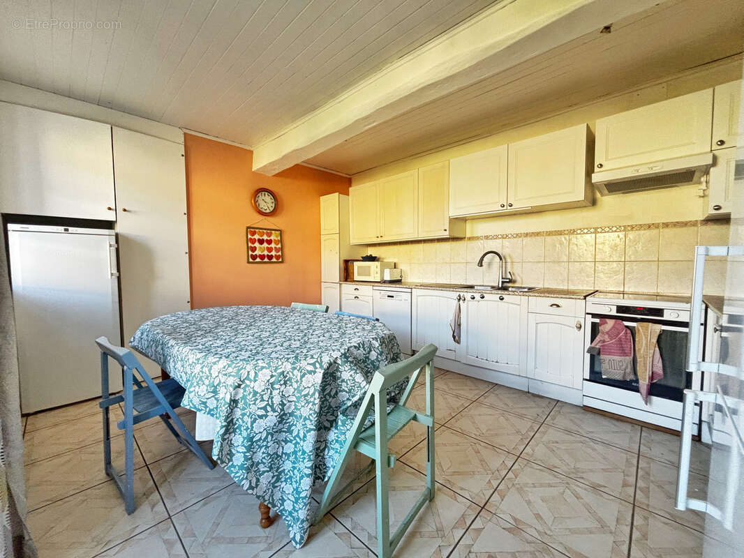 Maison à VAULX-MILIEU