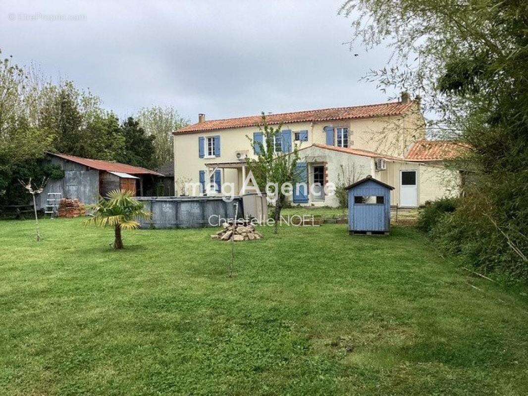 Maison à LA TAILLEE