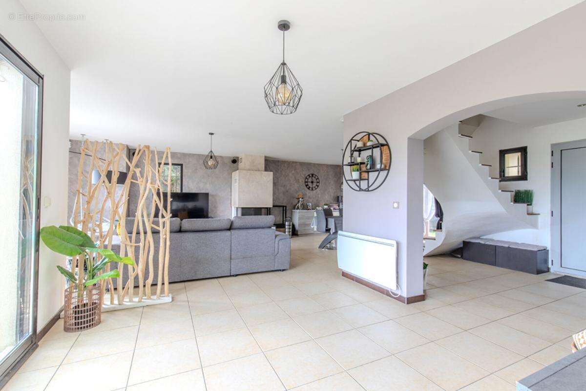 Maison à LAINVILLE-EN-VEXIN