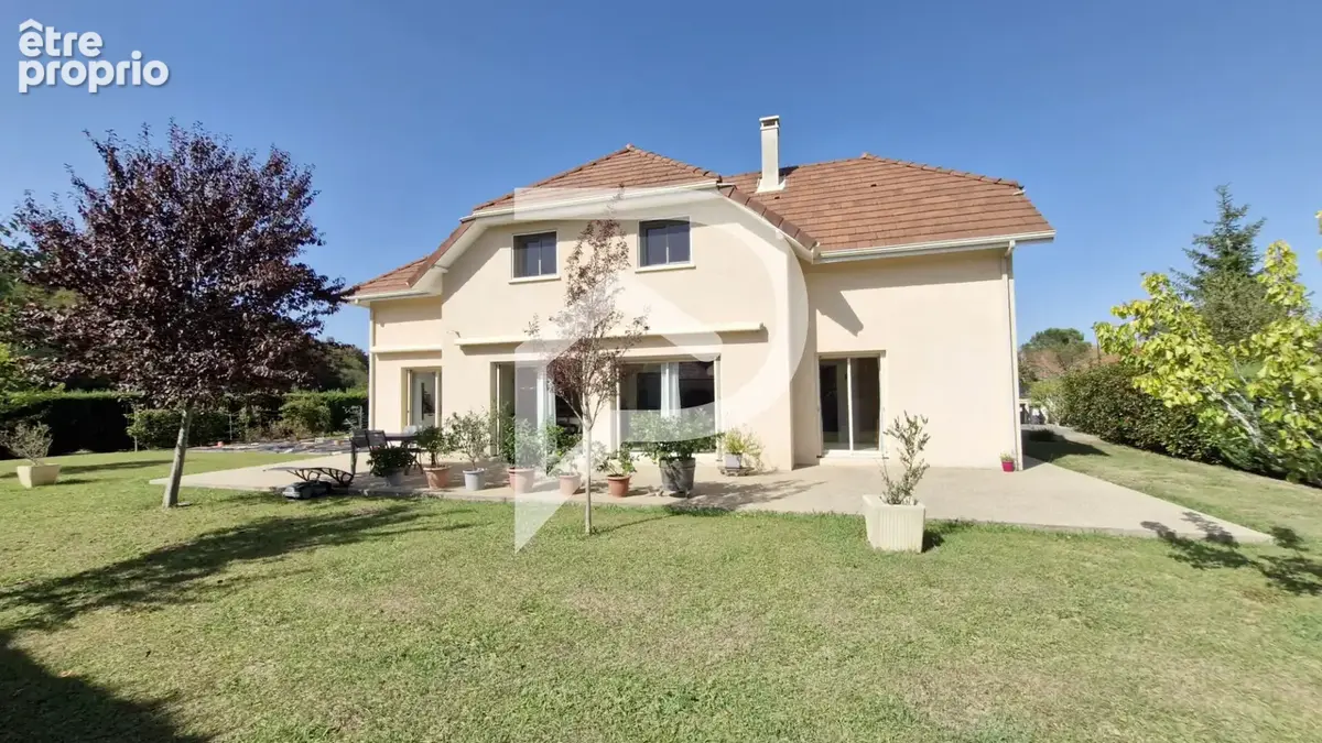 Villa contemporaine de construction traditionnelle, 8 pièces 195 m² proche ORTHEZ - photo 2