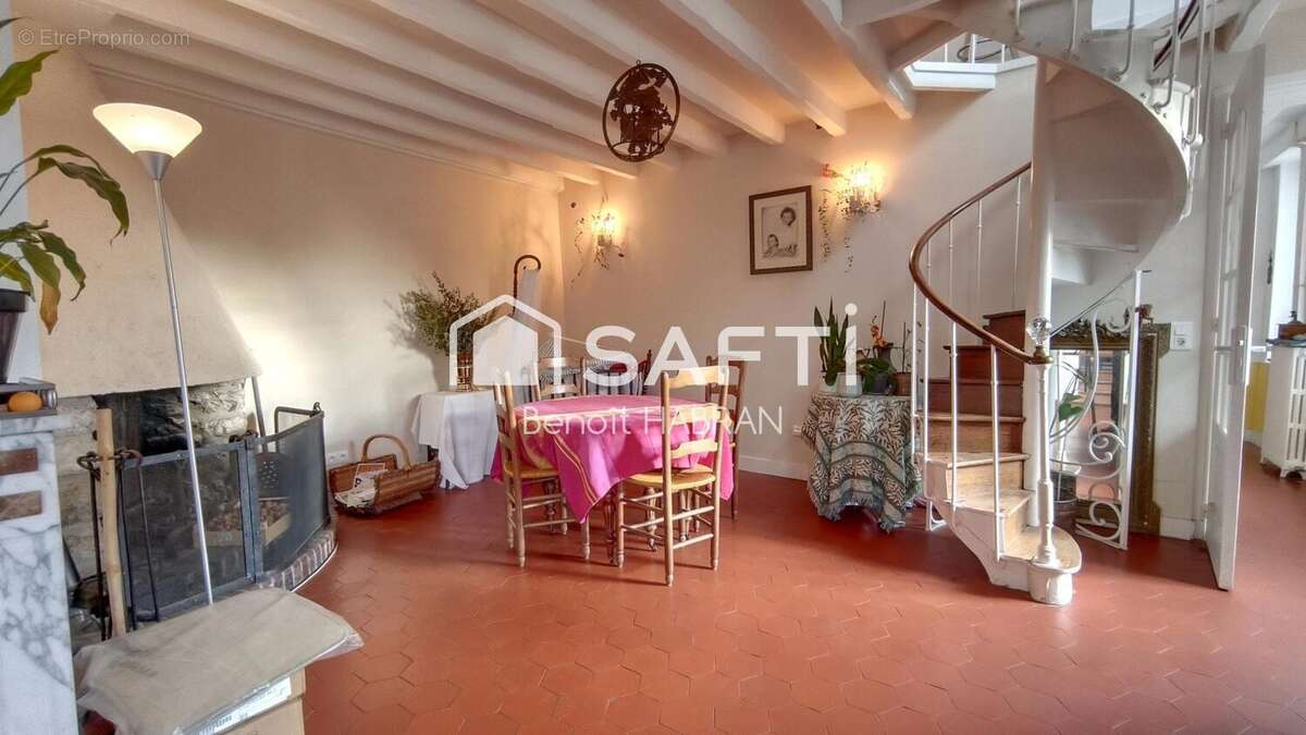 Photo 6 - Maison à ORGERUS