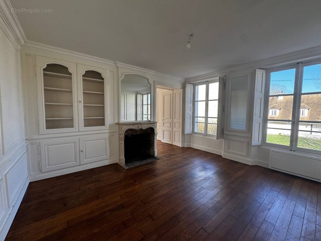 Appartement à FONTAINEBLEAU