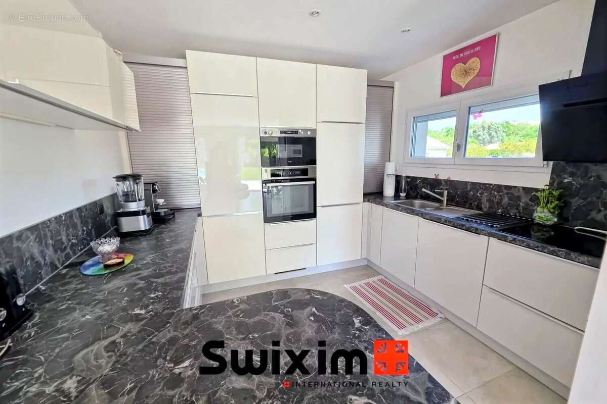 Maison à SAINT-LAURENT-MEDOC