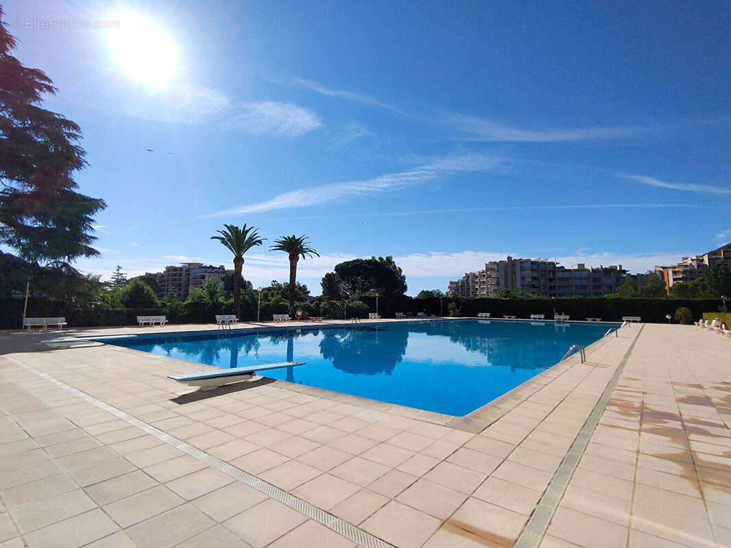 Appartement à MANDELIEU-LA-NAPOULE