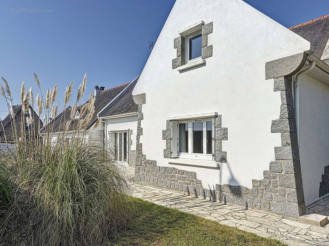 Maison à JULLOUVILLE