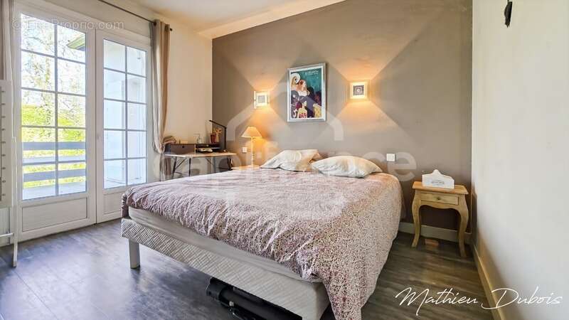 Maison à COULOUNIEIX-CHAMIERS