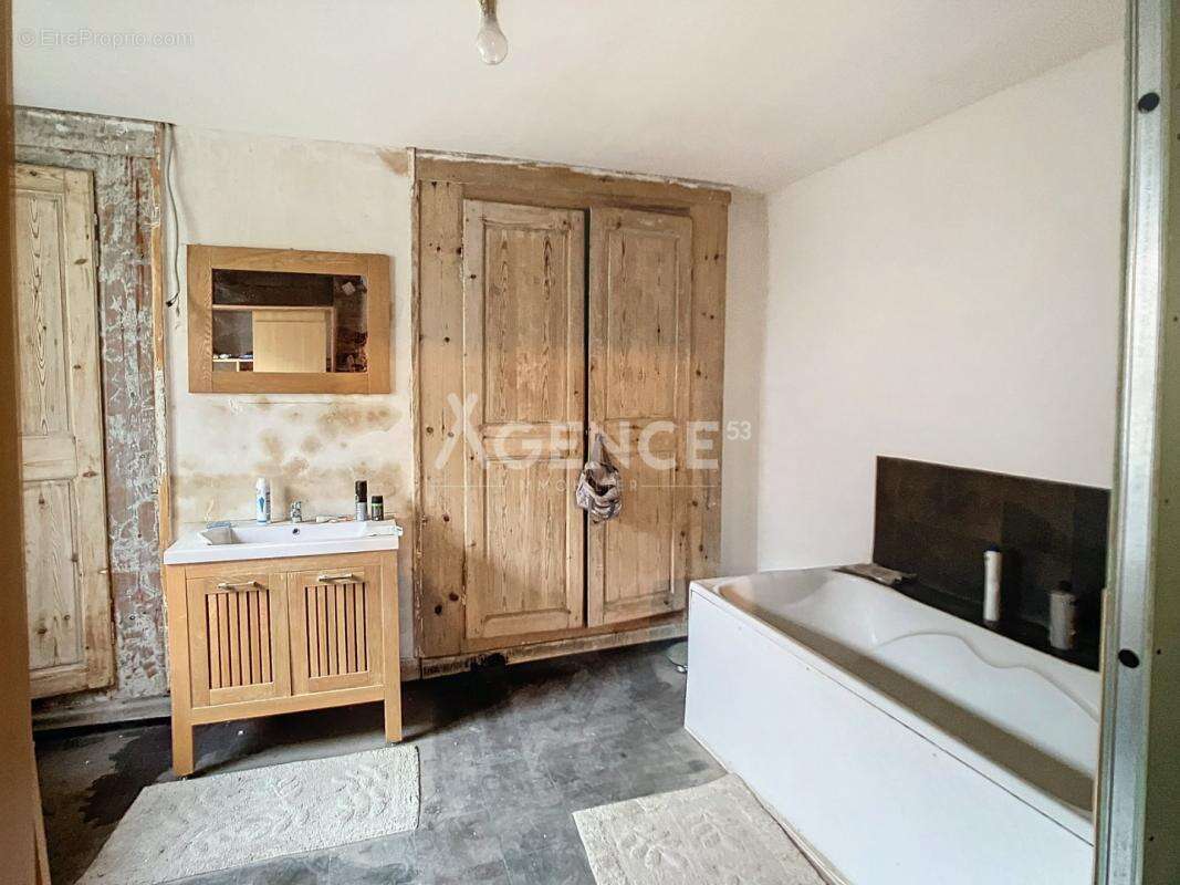 Maison à AIRE-SUR-LA-LYS