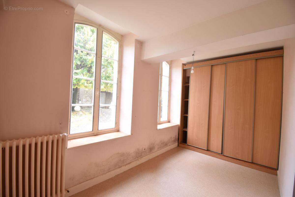 Appartement à COSNE-COURS-SUR-LOIRE