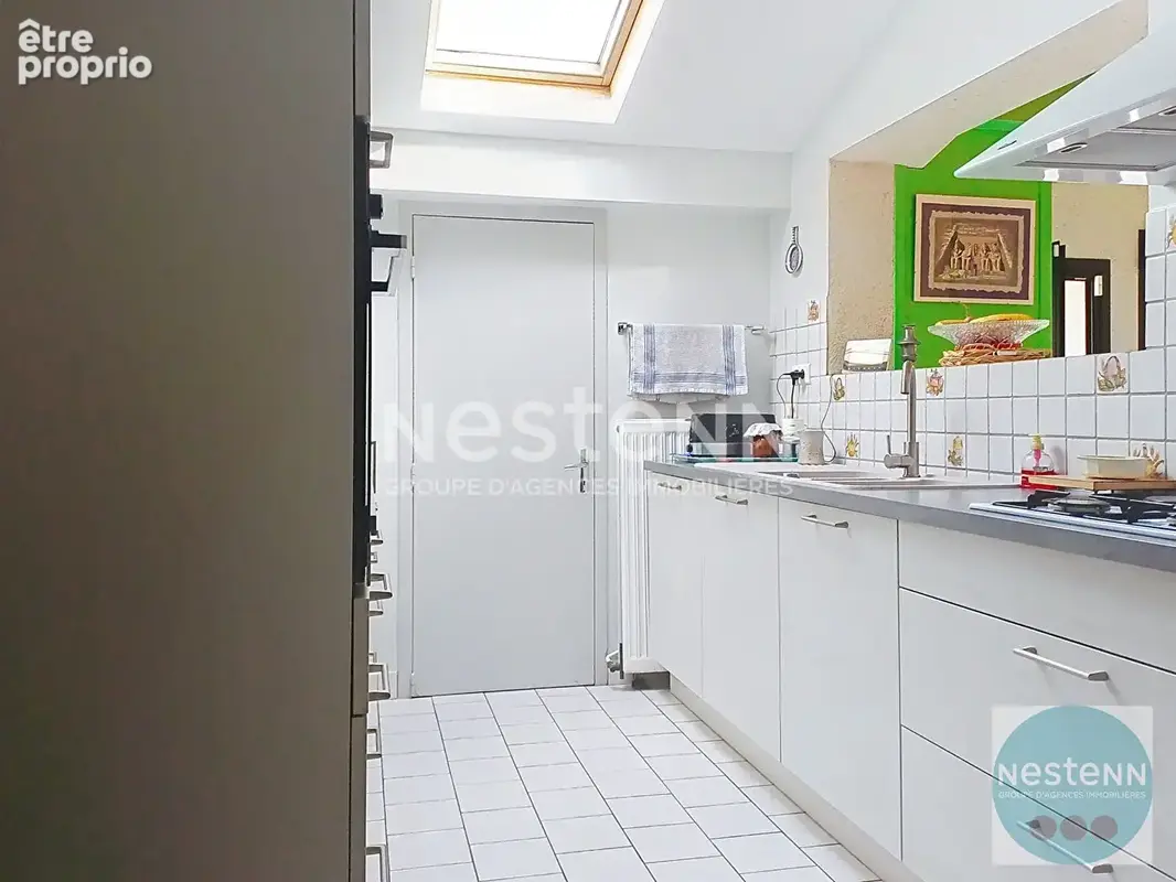 Maison de plain-pied à vendre à Cormeray -  Piscine creusée - 9472 m² de terrain - photo 9