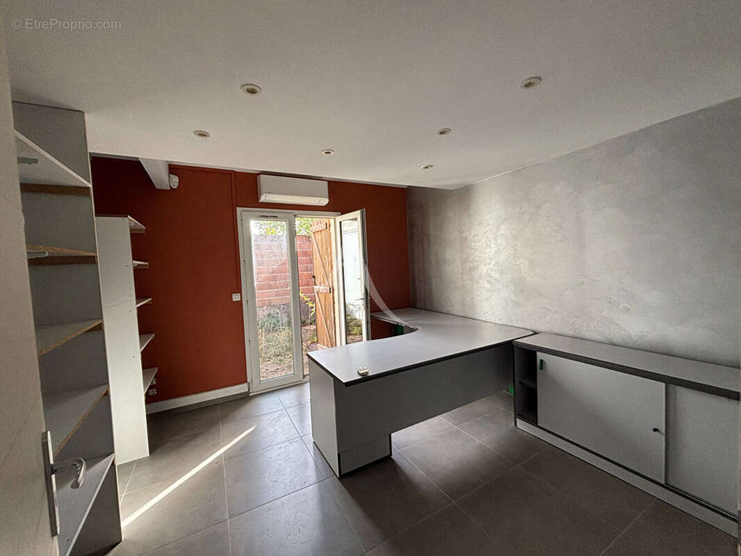 Commerce à CARCASSONNE