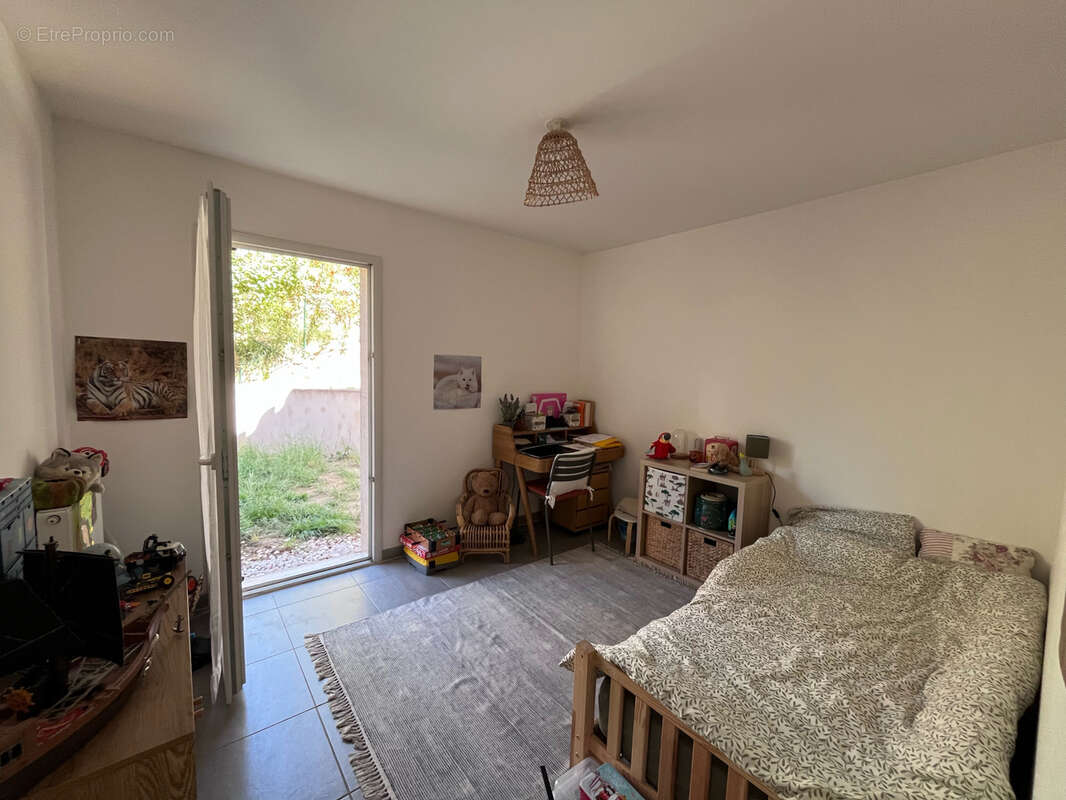 Appartement t3 en rez de jardin  avec parking toulon ouest - photo 10