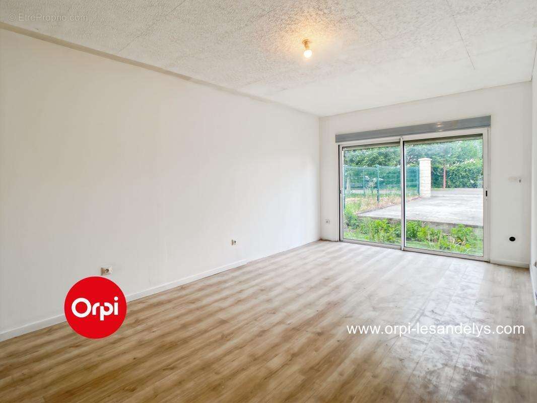 Maison à LES THILLIERS-EN-VEXIN