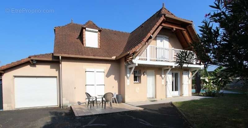 Maison à vendre 6 pièces LONS (64) - photo 12