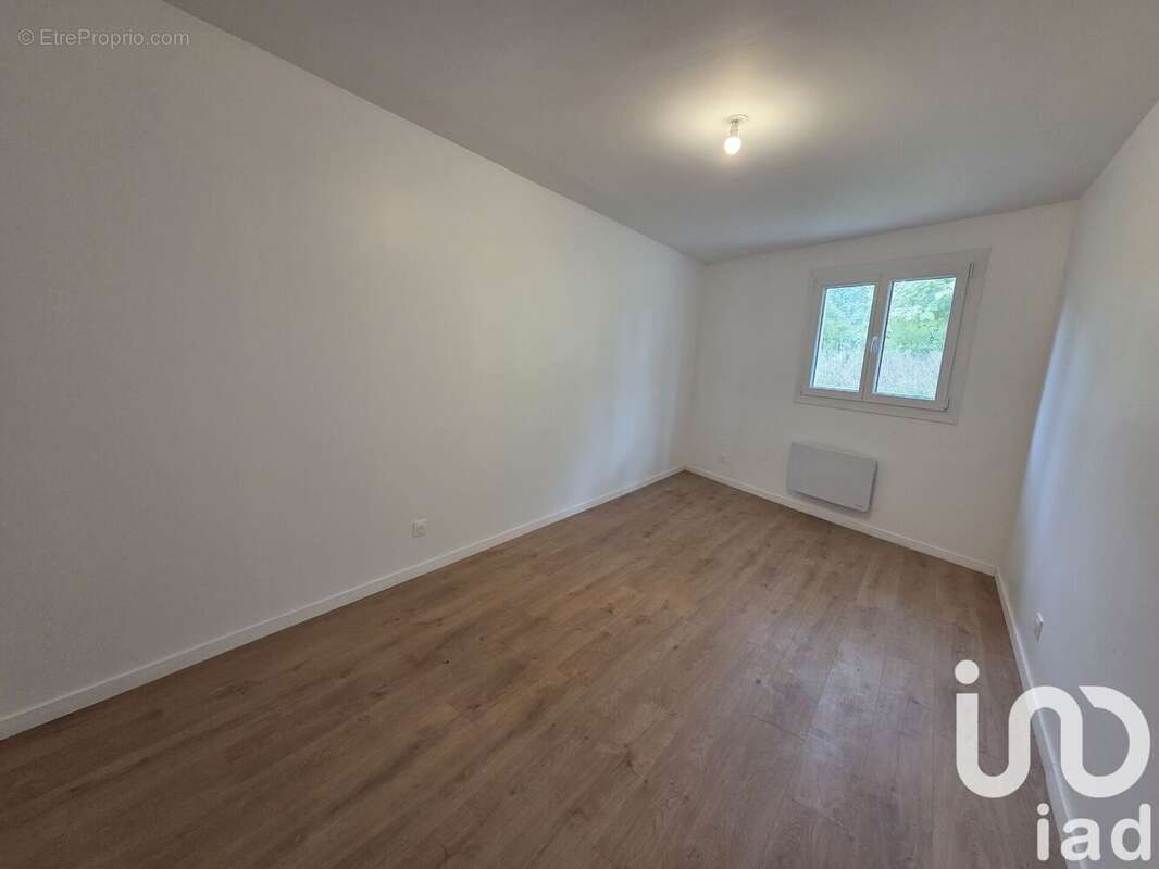 Photo 7 - Maison à POINCY