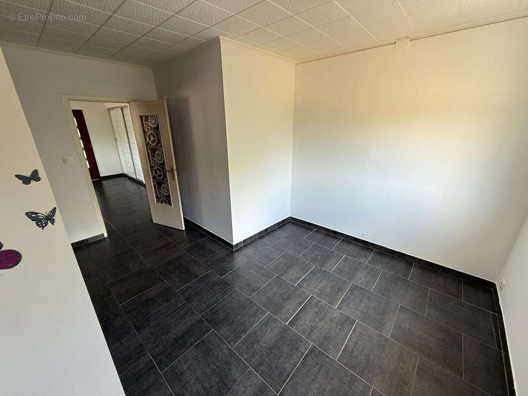 Maison Madonne Et Lamerey 6 pièce(s) 150 m2 - photo 3