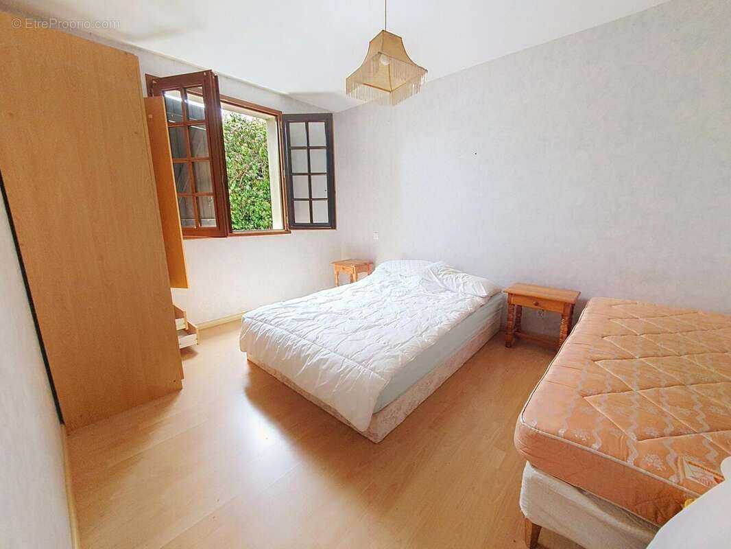 Maison 153 m² à Artigues-Pres-Bordeaux  - photo 5