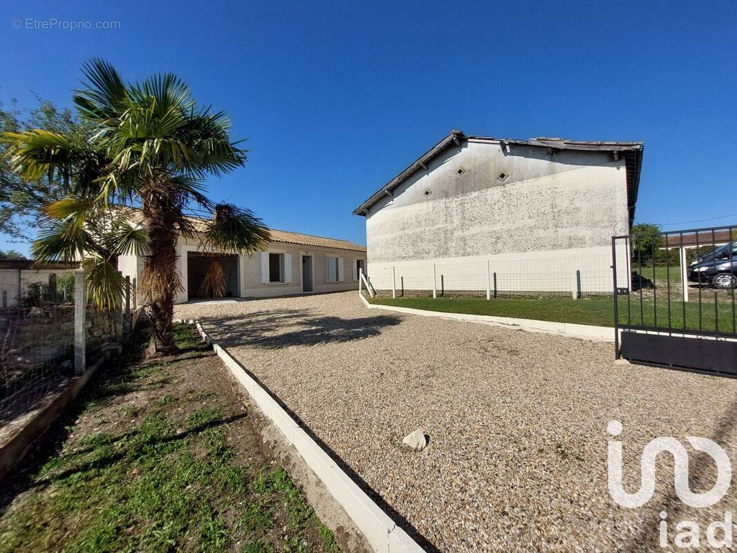 Photo 1 - Maison à GENSAC
