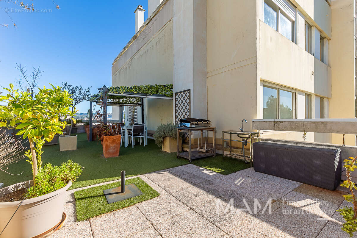 Appartement à MARSEILLE-8E