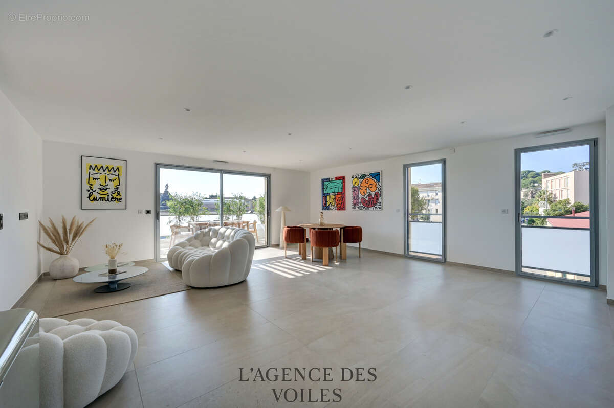 Appartement à SANARY-SUR-MER