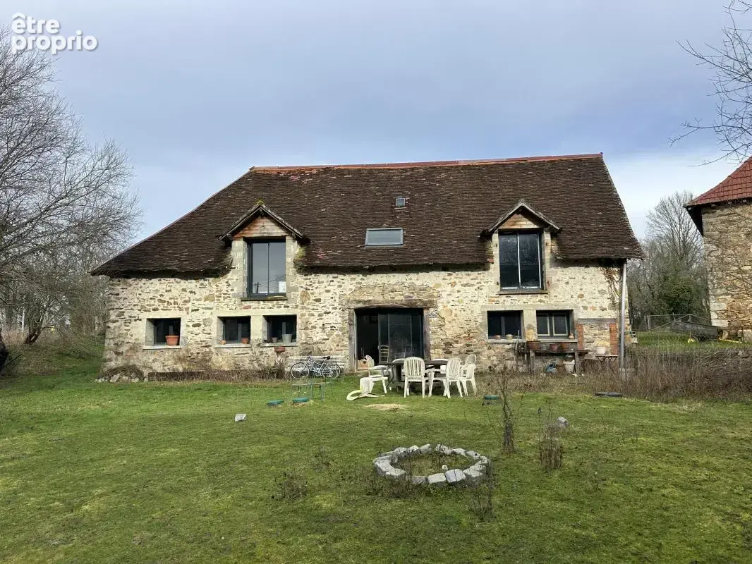 Maison à VICQ-SUR-BREUILH