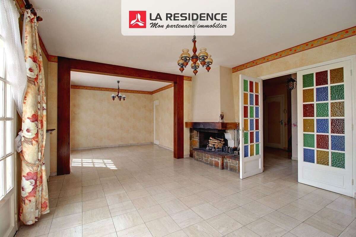 Maison 125 m² à Saint-Etienne-Du-Rouvray  - photo 3