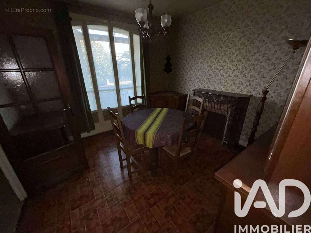 Maison 95 m² à Saint-Benoit-Du-Sault  - photo 6