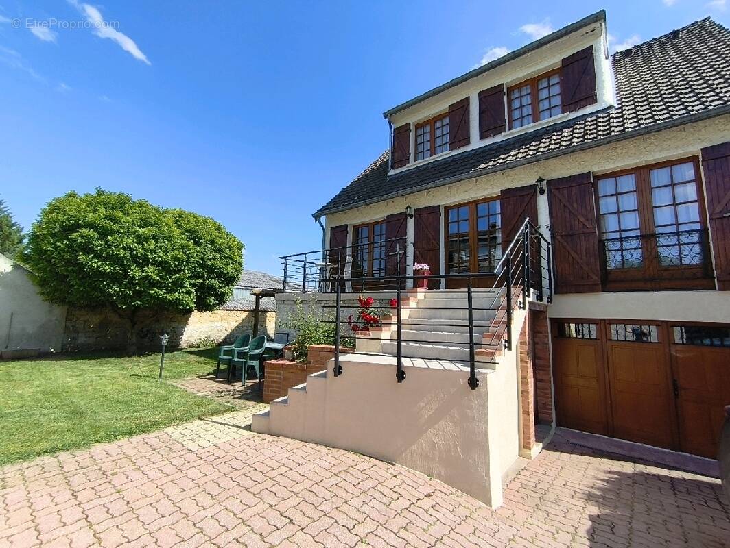 Maison à AUVERS-SUR-OISE