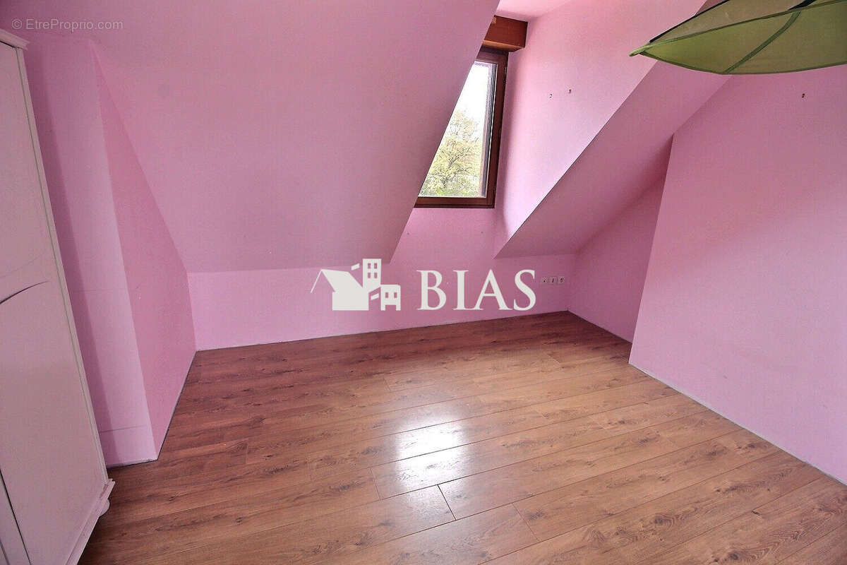 Maison à BOURG-ACHARD