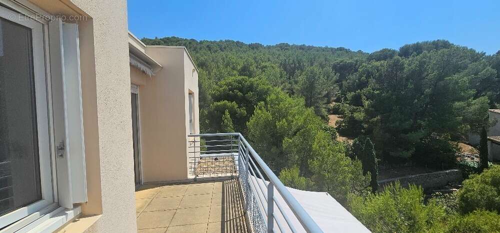 Appartement 30 m² à Sete  - photo 2