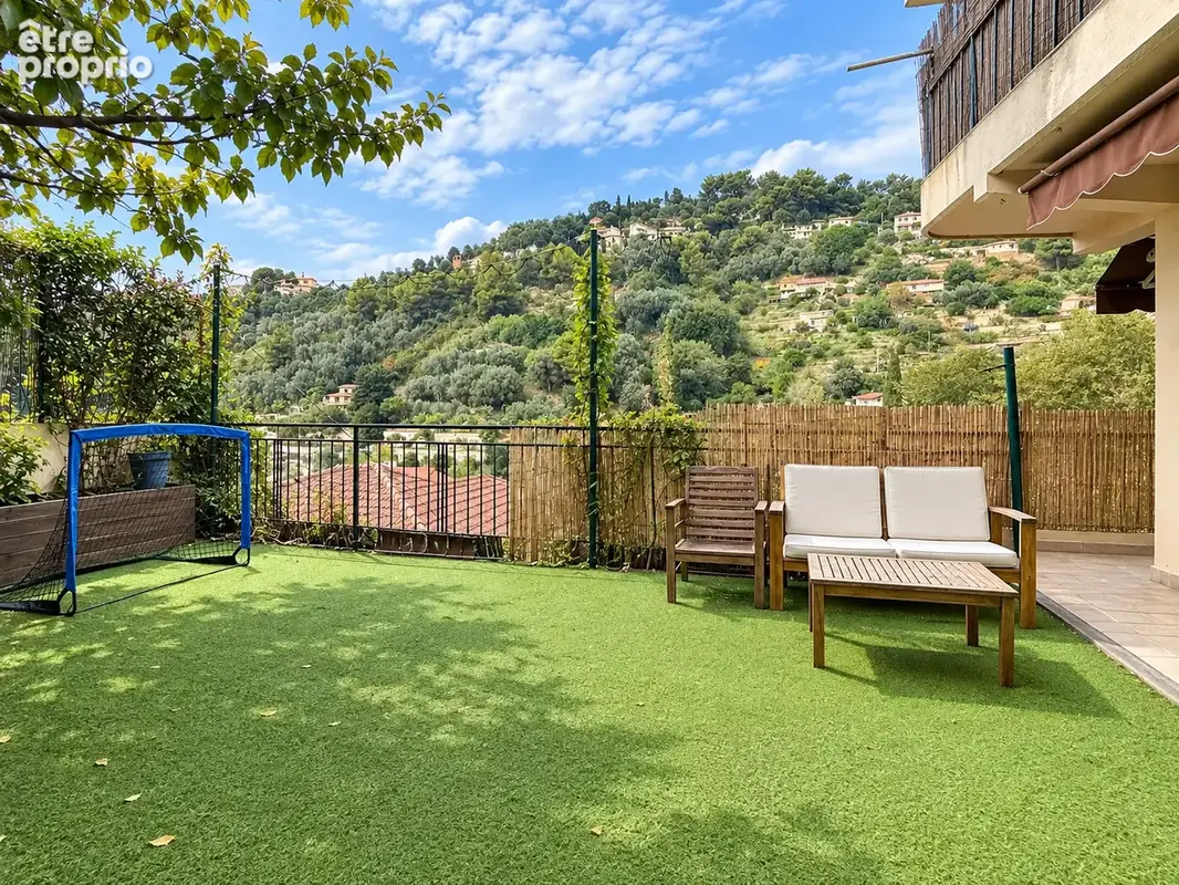Menton   spacieux 4 chambres avec balcon de 26 m2 et terrasse de 35 m2 - photo 2