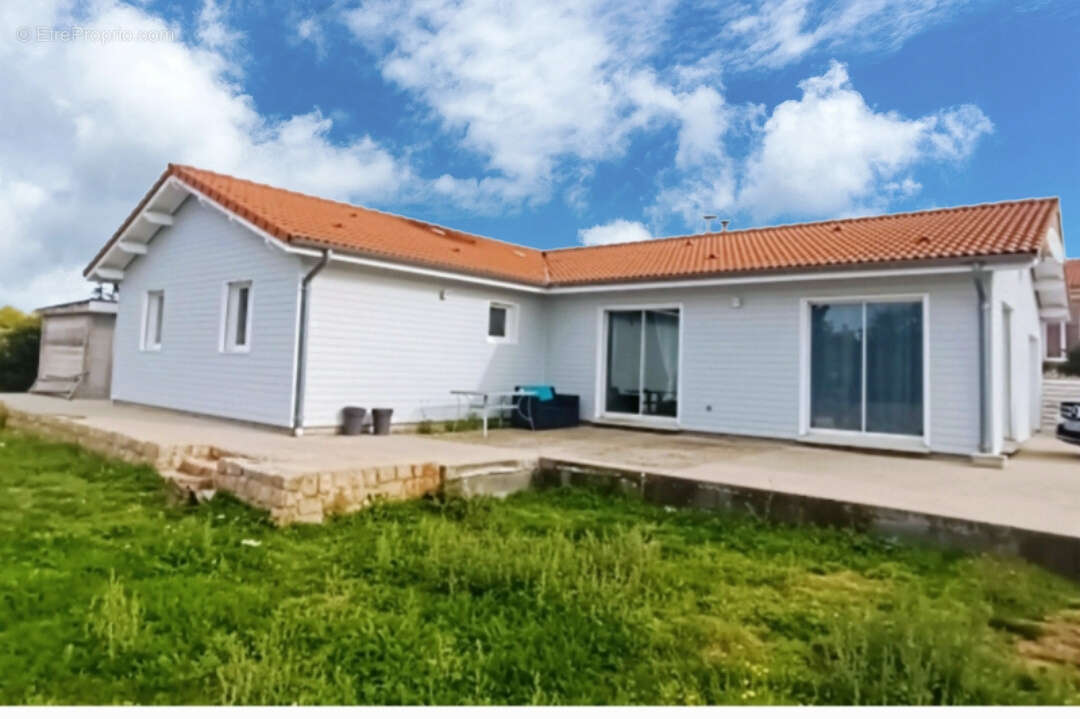 Maison à LES VILLETTES