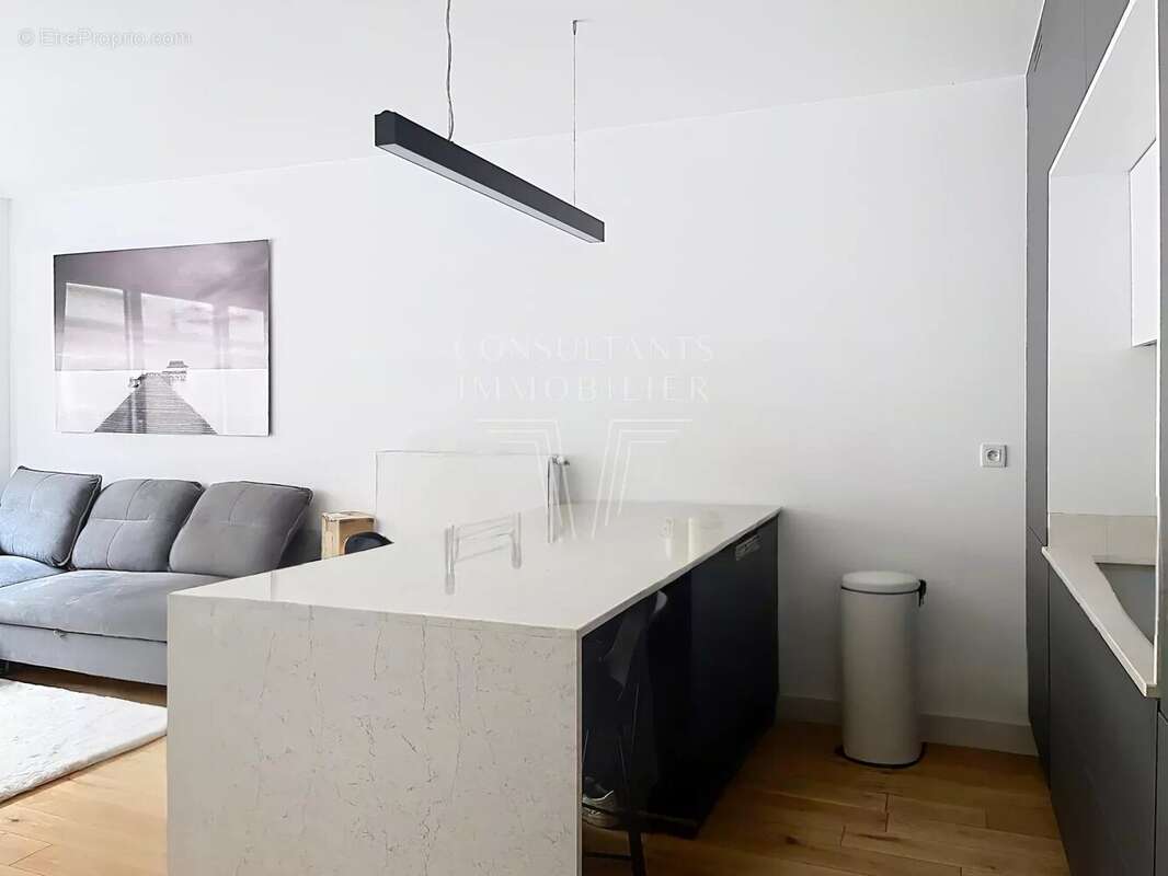 Appartement à PARIS-15E