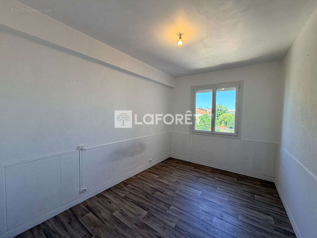 Appartement 73 m² à Albi  - photo 7