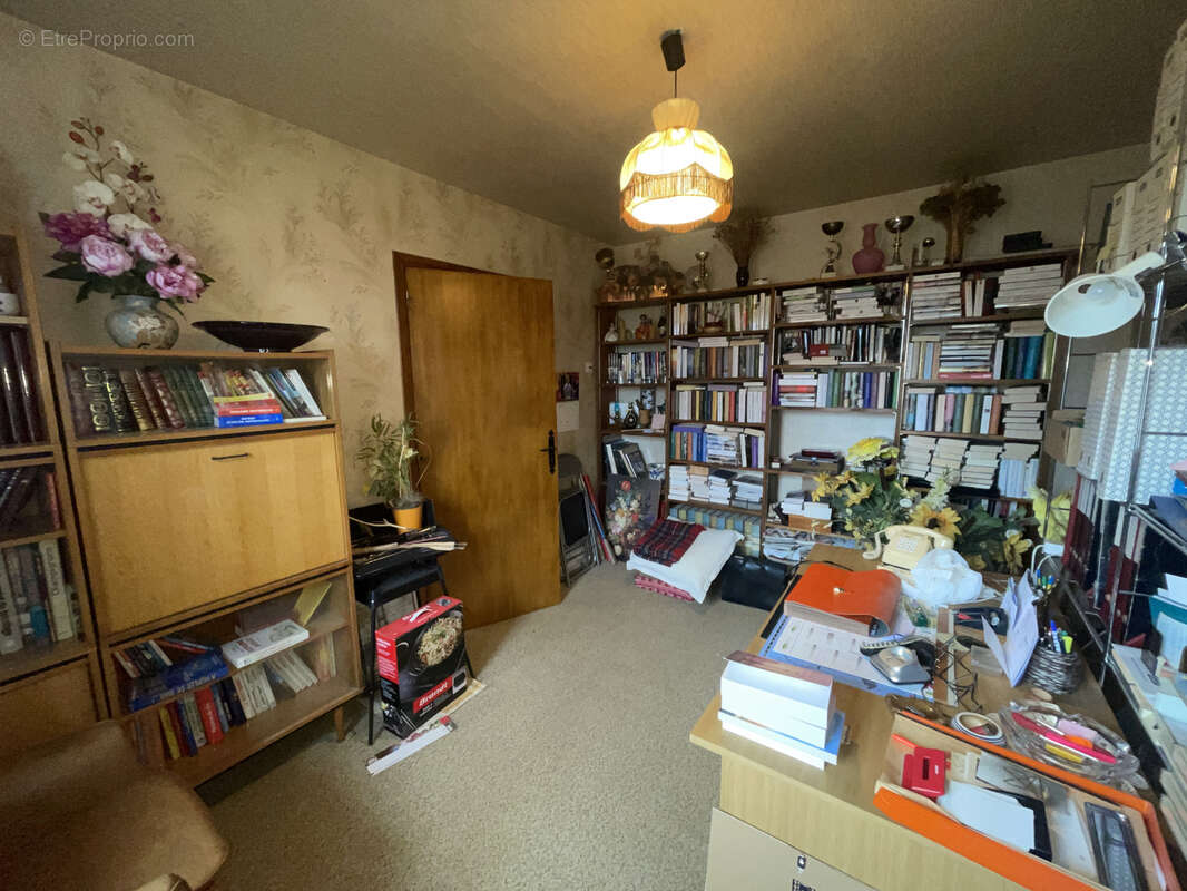 Maison familiale de 170 m2   Vue dégagée et fort potentiel - photo 8