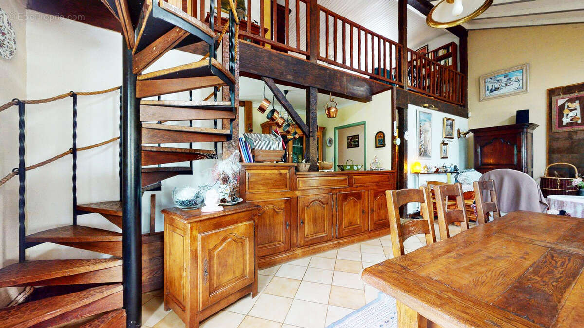 n°1 - Maison à MONTAUBAN-DE-BRETAGNE