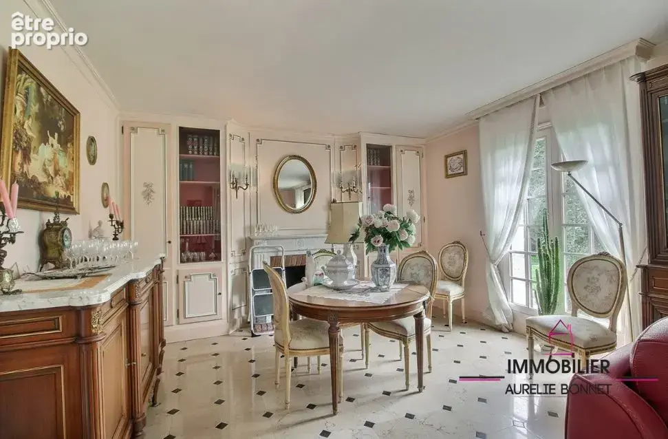 Maison 9 pièces 180 m² à vendre à Pont-L'eveque (14130) - photo 4