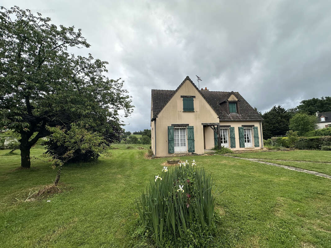 Maison à SABLE-SUR-SARTHE