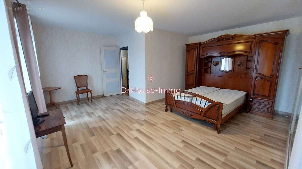 Maison à CRAMCHABAN