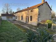 Maison à LA FERRIERE-AIROUX